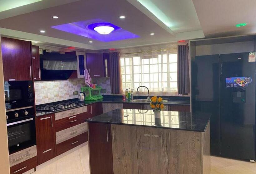 اتاق استاندارد, Kijabe Sunset View Guesthouse