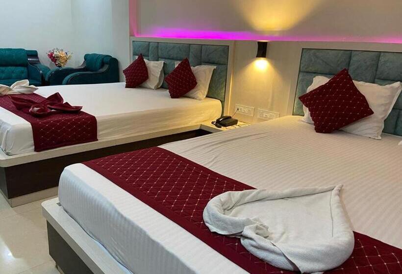 Четырехместный Номер Стандарт, The Grand Touch & The Royal Touch, New Digha ! Easygooroms