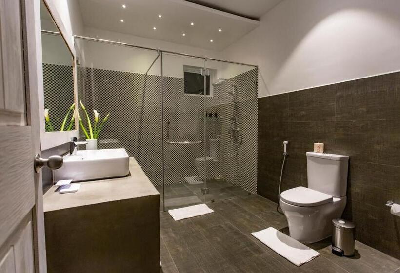 Номер Стандарт, W15 Glenfall Nuwara Eliya