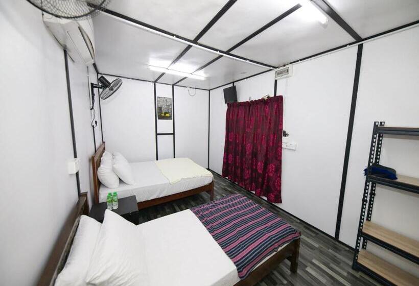 Люкс Superior, Oyo 90960 Rajawali D Cabin Chalet Roomstay