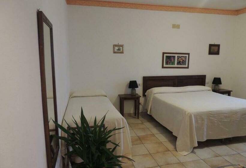 Номер Стандарт Трехместный, B&b Il Giardino Etrusco