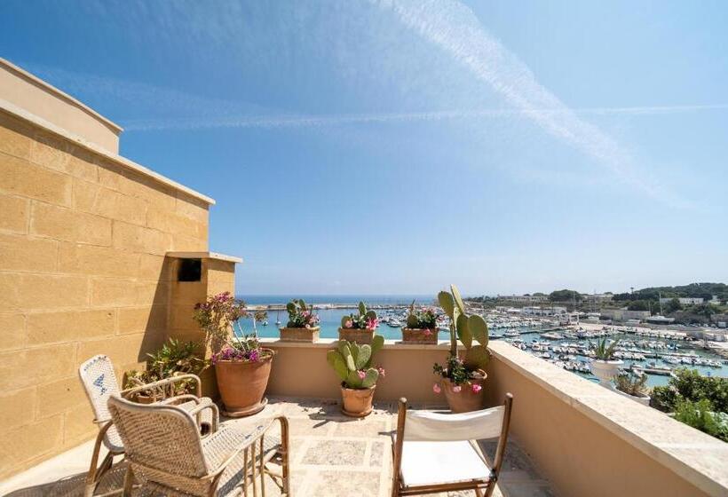 1 Bedroom Deluxe Apartment Sea View, Palazzo De Mori