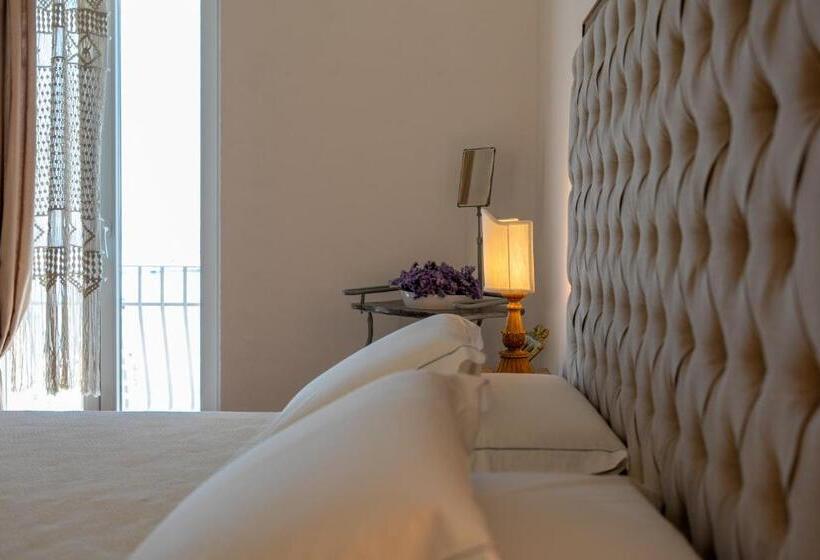 1 Bedroom Deluxe Apartment Sea View, Palazzo De Mori
