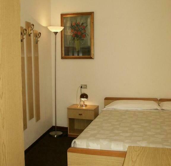 اتاق استاندارد, Albergo Corona