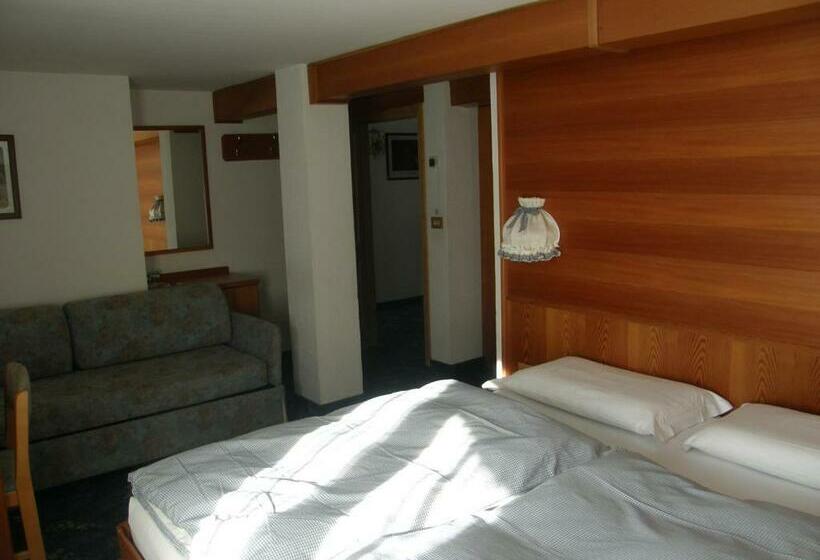 غرفة سوبيريور, Gran Baita