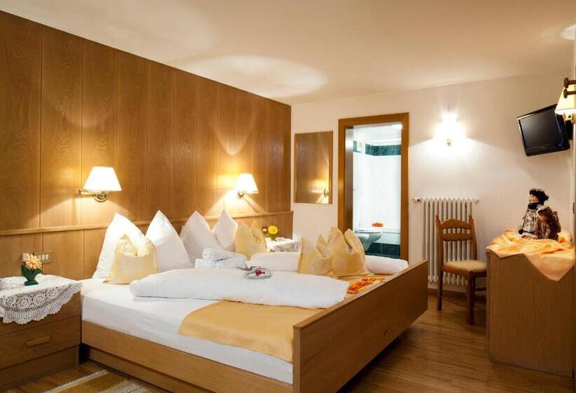 Номер Стандарт, Mountain Hotel Mezdì