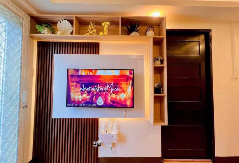 Апартаменты 1 Спальня с Балконом, R&j Home Stay Dvo
