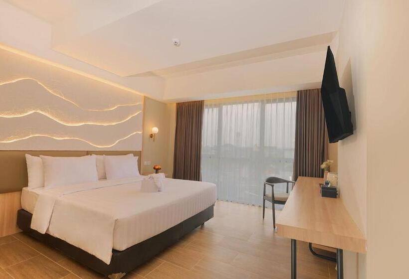 Номер Deluxe Вид на Горы, 1o1 Style Yogyakarta Malioboro
