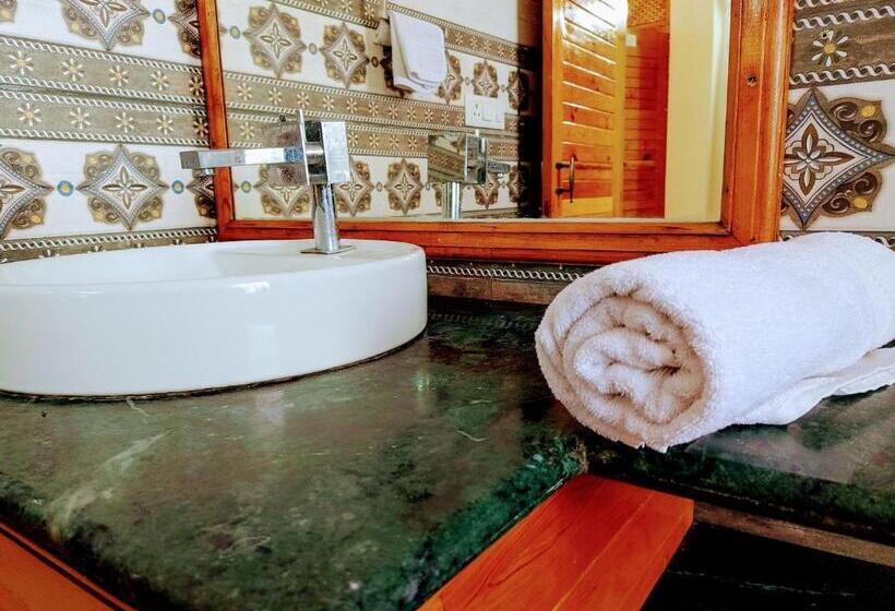 Номер Deluxe с Балконом, Erm   Luxury Boutique Stay