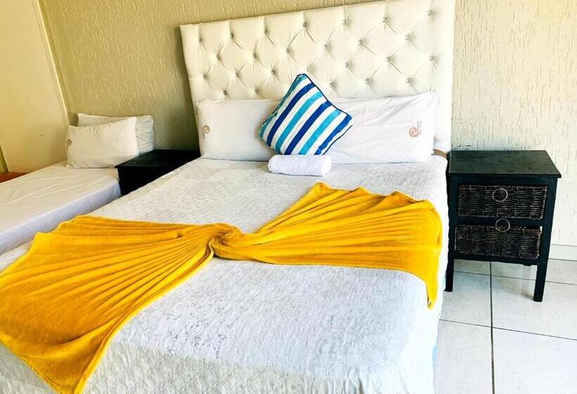 Семейный Номер, Eeufees Guesthouse