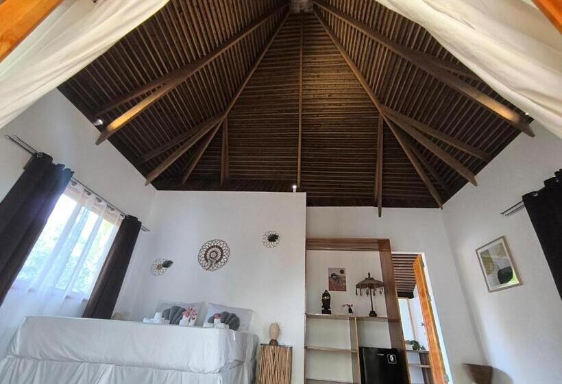 Семейное Бунгало, U Story Resort