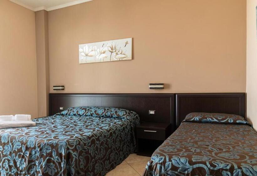 اتاق استاندارد چهار تخته, B&b Villa Bisceglia