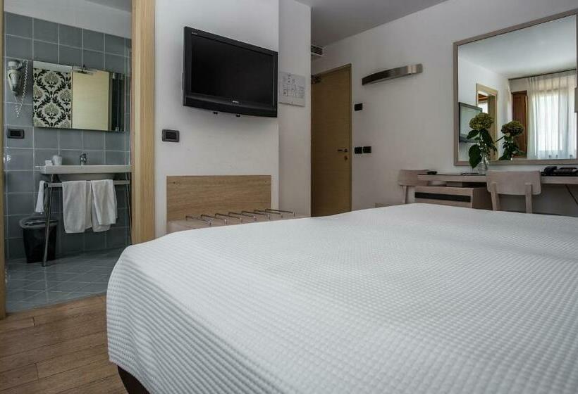 اتاق کلاسیک, Residence Ristorante Ramandolo