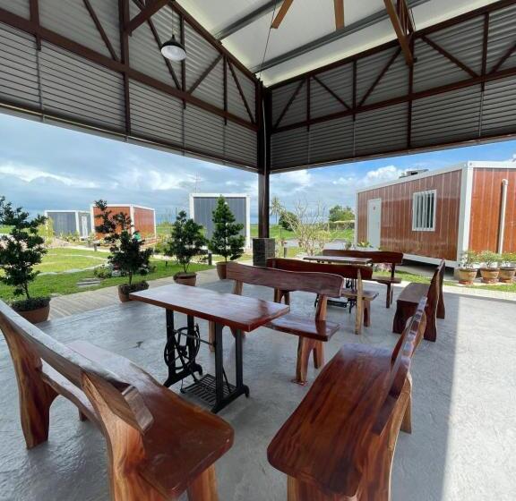 Семейный Номер, Country Road Homestay