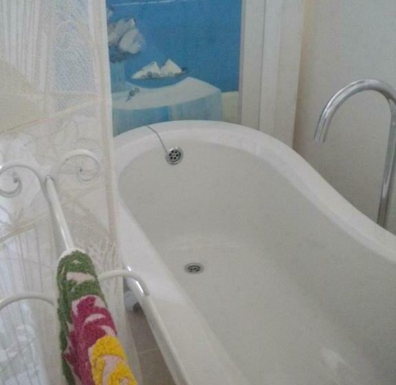 바다 전망 스위트, 22 Julia B&b