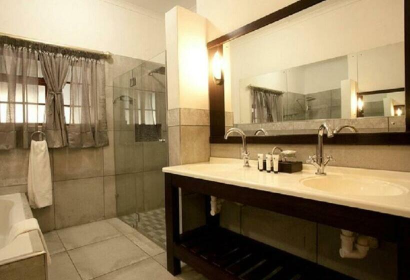 スイート, Kronenhoff Guesthouse