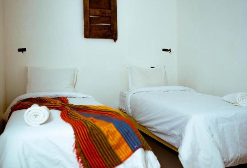 اتاق استاندارد سه تخته با چشمانداز باغ, L Oasis Du Bonheur