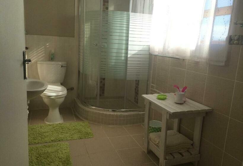 Номер Стандарт Совместная Ванная, Tirzah S B&b And Self Catering