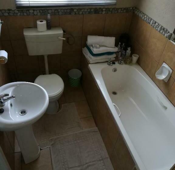 Номер Стандарт, Tirzah S B&b And Self Catering