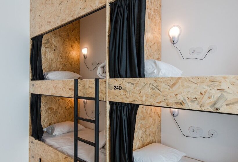 Кровать в Общей Комнате, Hostel Conii & Suites Algarve