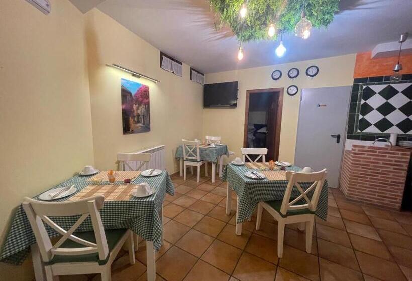 Дом 1 Спальня, The Way Hotel Molinaseca
