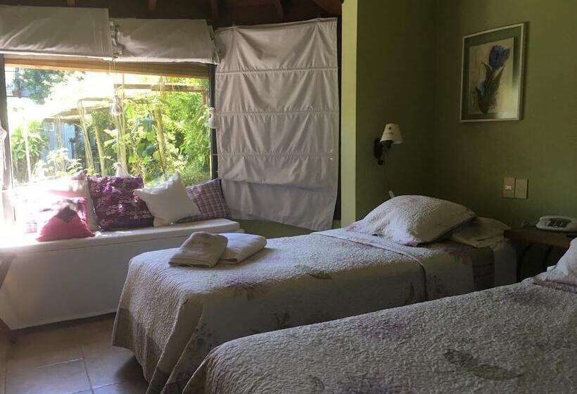 اتاق استاندارد سه نفره, El Jardin