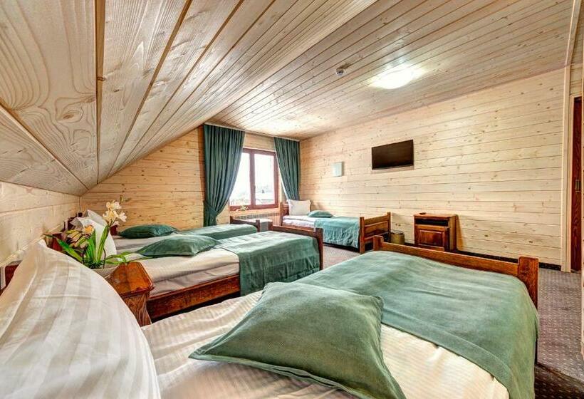 غرفة قياسية رباعية, Podgorie Spa