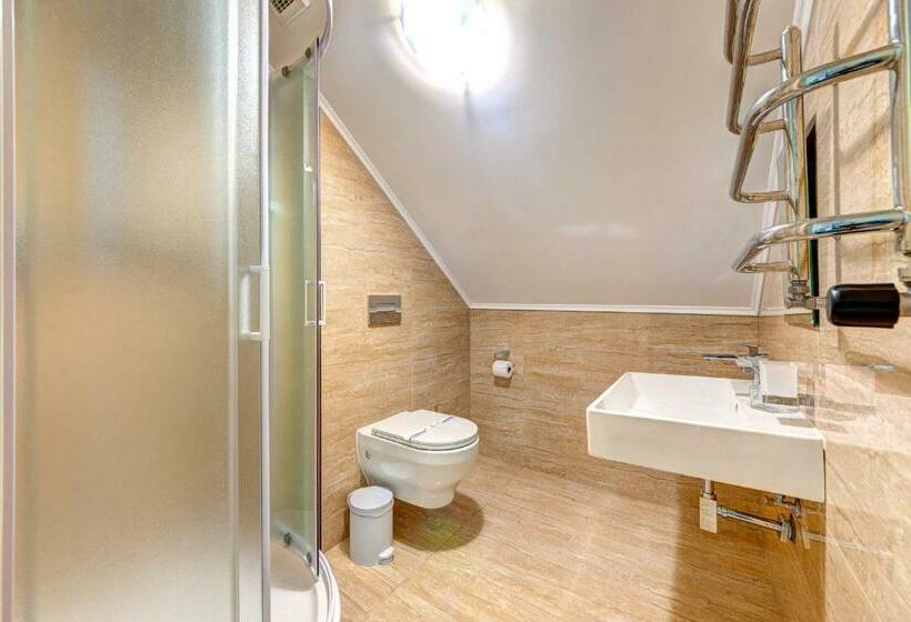 غرفة قياسية رباعية, Podgorie Spa
