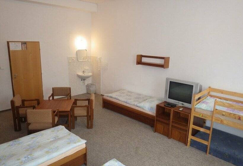 스탠다드 룸 공동 욕실, Chata Labská   špindlerův Mlýn   Hostel