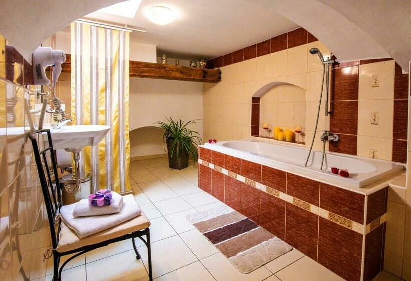 3-Bett-Standardzimmer, Ubytování U Bílé Paní