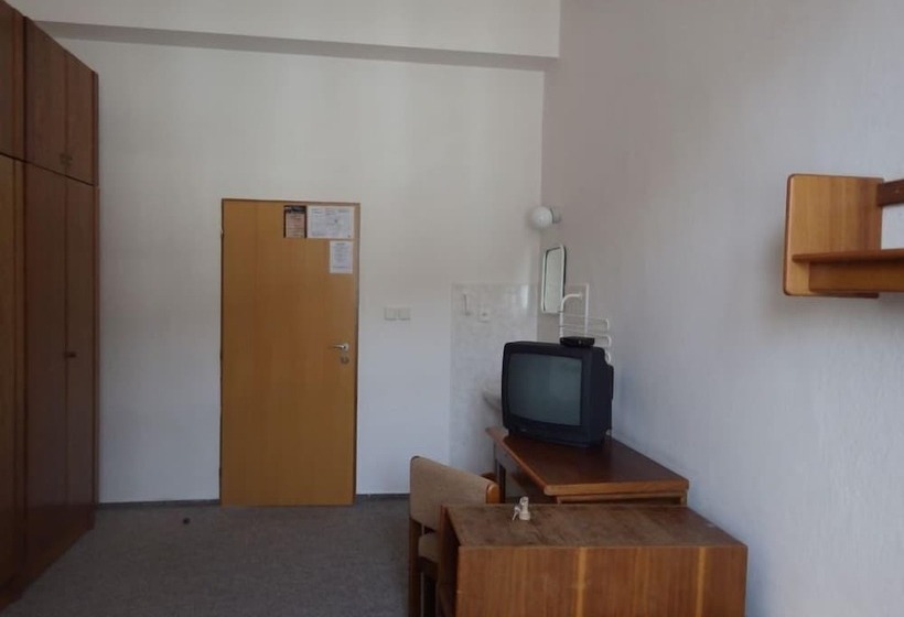 스탠다드 룸 공동 욕실, Chata Labská   špindlerův Mlýn   Hostel