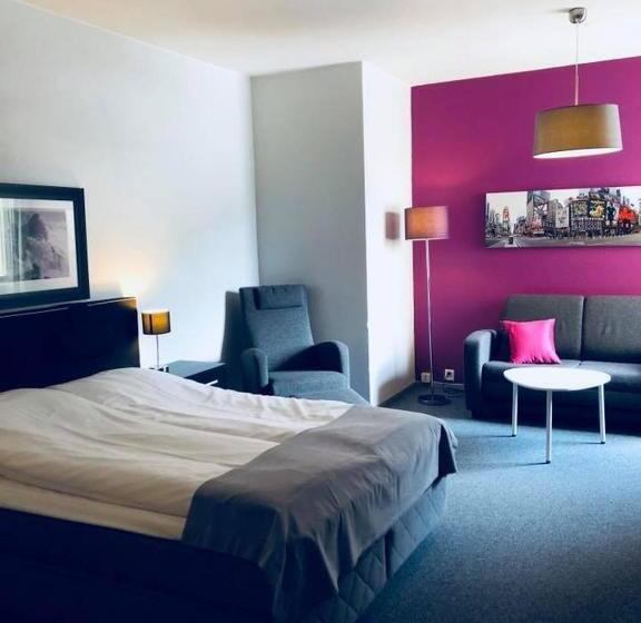 Семейный Номер, Bjerkvik Hotell