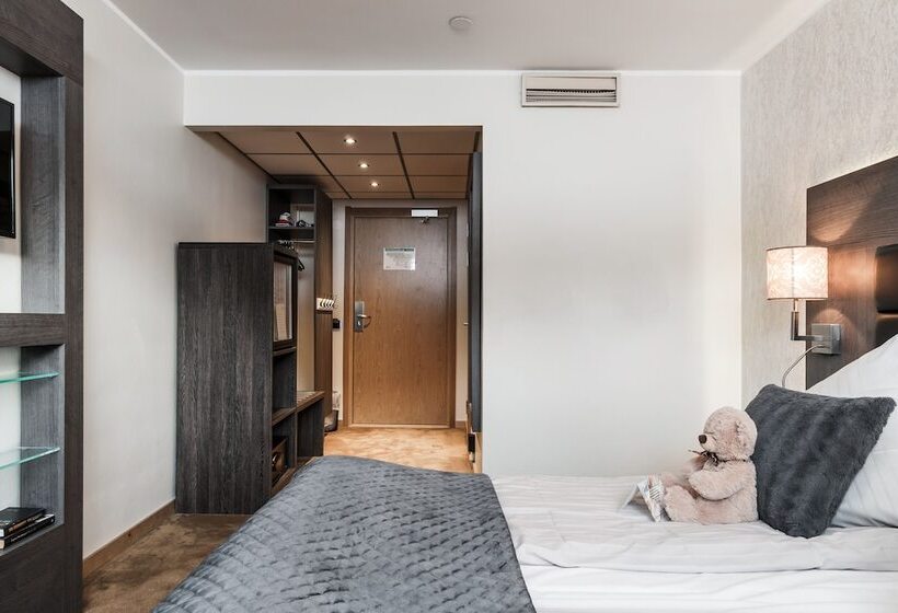 Standard Room, L Hallstaberget