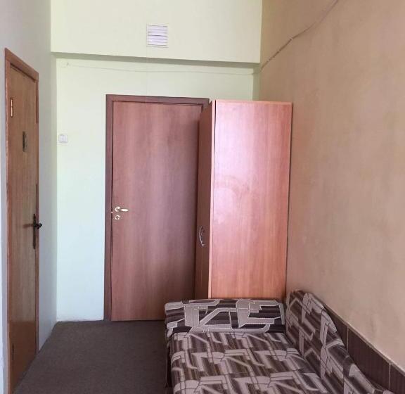 اتاق استاندارد چهار تخته, Motelis Jonučiai