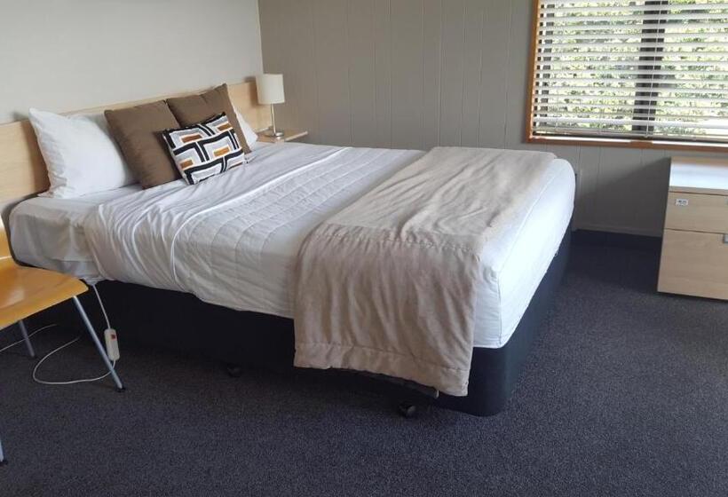 家庭间, Akaroa Waterfront Motels
