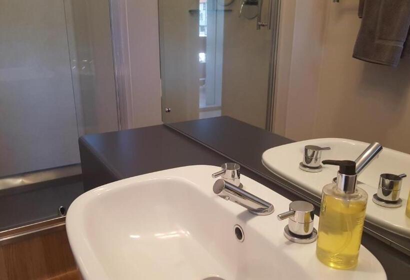 Студия Стандарт, Akaroa Waterfront Motels