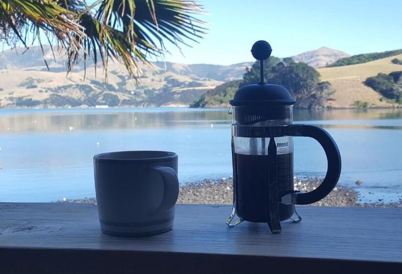 Студия Стандарт, Akaroa Waterfront Motels