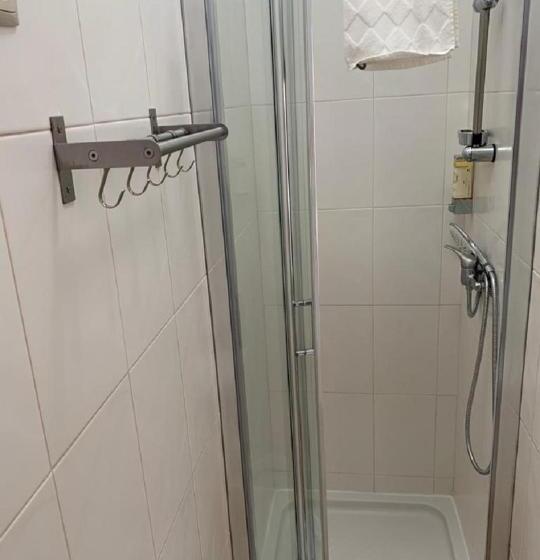 Студия Стандарт, Guimaraesliving   Hostel & Adventure