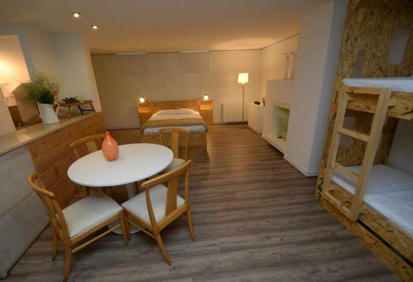 Студия Стандарт, Guimaraesliving   Hostel & Adventure