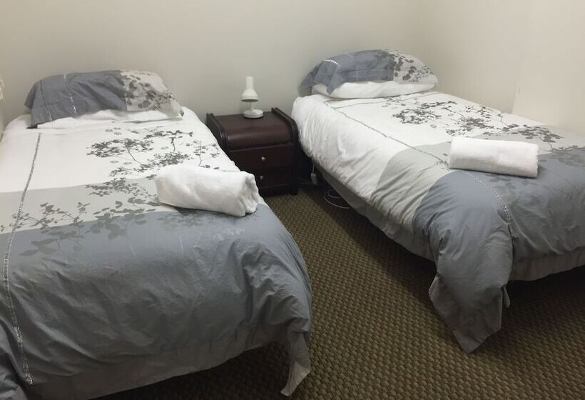 Люкс 2 Спальни, Motel On Carroll