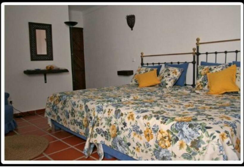 סוויטת ג'וניור, Alojamento Pero Rodrigues