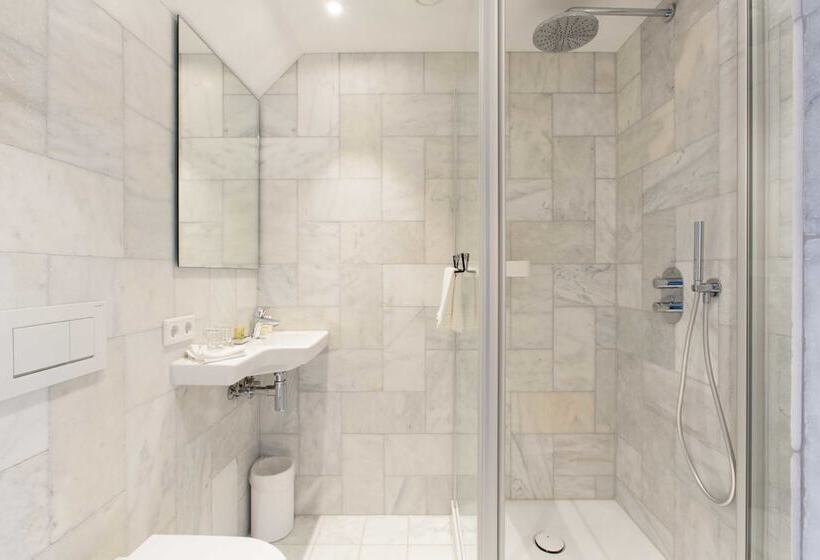 ガーデンビュースタンダードルーム, De Lochemse Berg