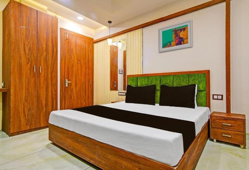 Трехместный Номер Классика, Oyo Hotel Shree
