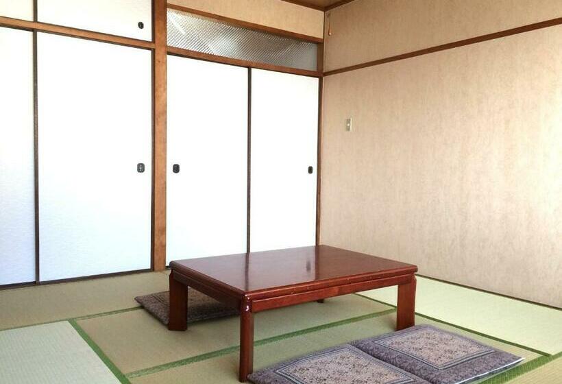 اتاق استاندارد, Shodoshima Olive Youth Hostel