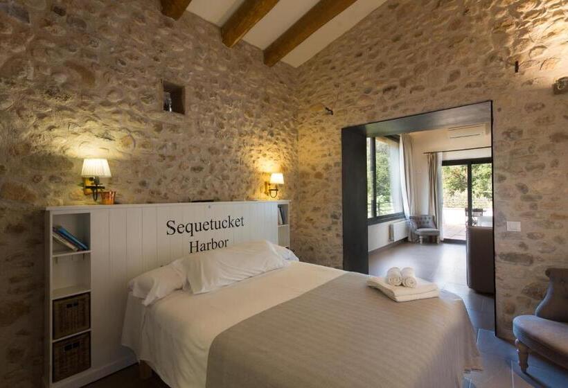 Люкс, Can Clotas Hotel Masia