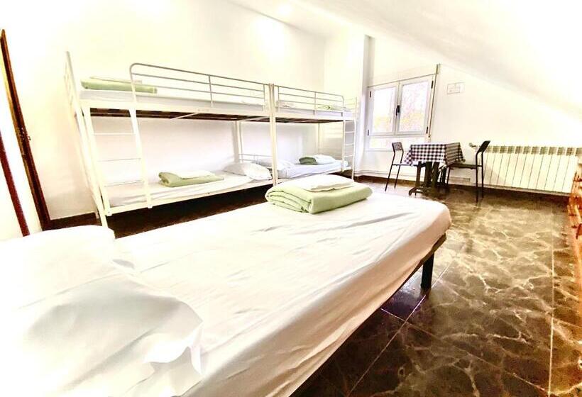 Семейный Номер Совместный Санузел, Hostel Albergue Paradiso