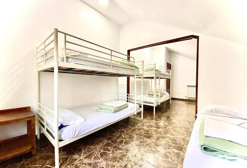 Семейный Номер Совместный Санузел, Hostel Albergue Paradiso