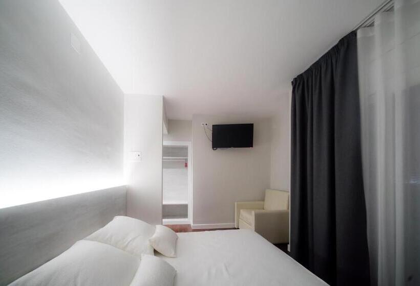 Стандартный Номер Кровать Кинг, El Pi De Sant Just   Habitacions I Apartaments