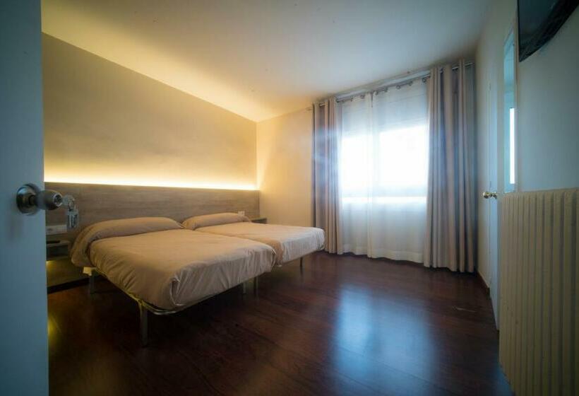 Номер Economy, El Pi De Sant Just   Habitacions I Apartaments
