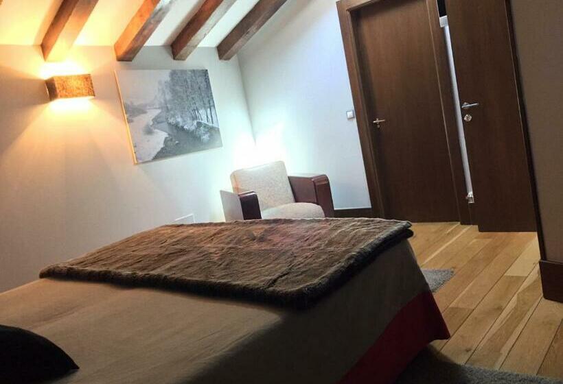 Номер Стандарт, Posada Real Torre Berrueza